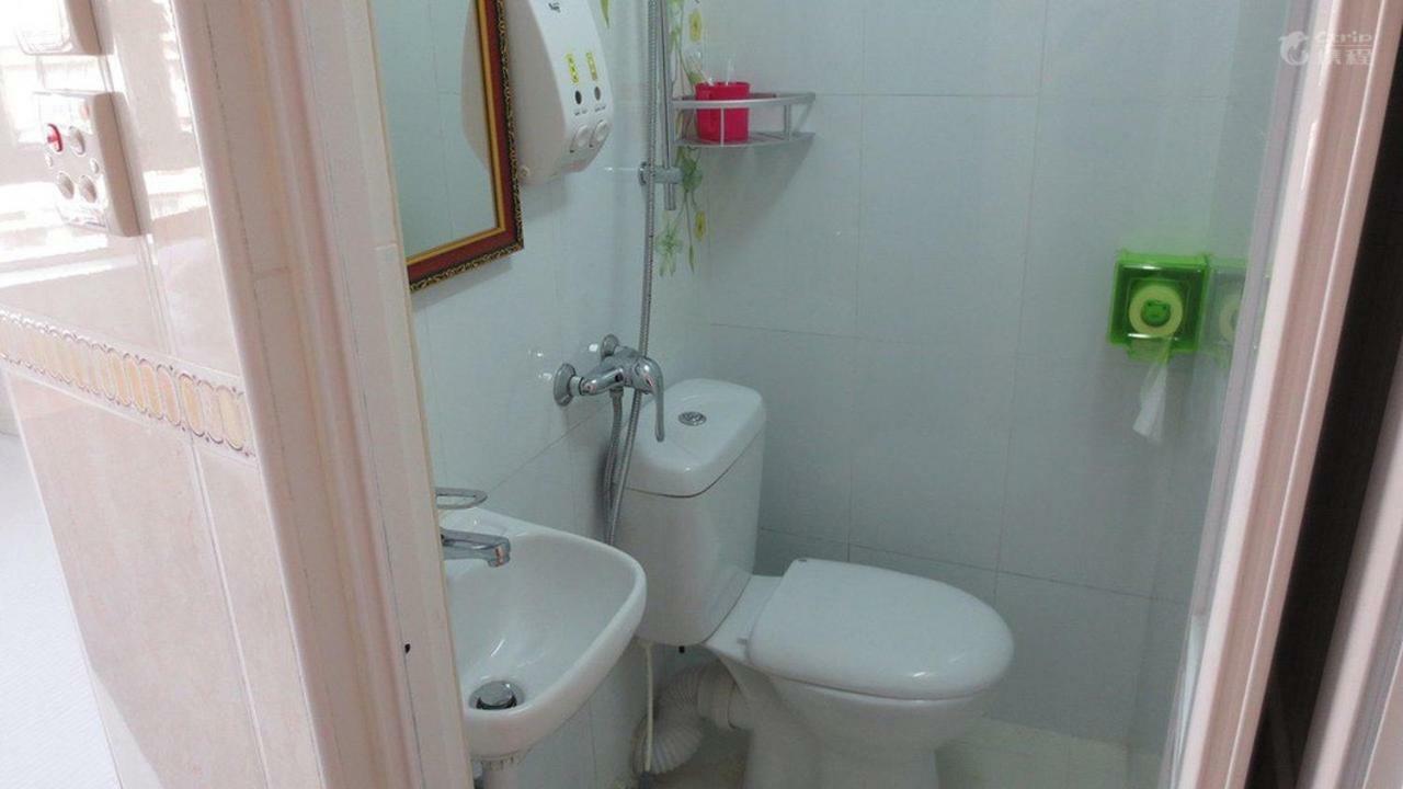 Hong Kong Jiu Long Hostel Extérieur photo